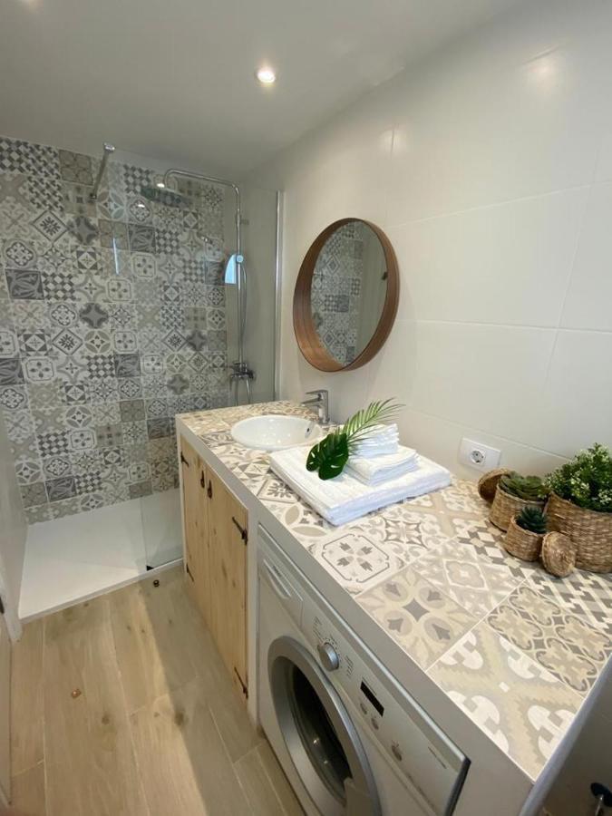 Old Town With Sea Views Portonovo Apartament *